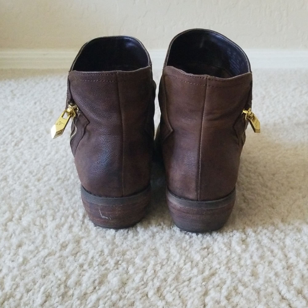 Booties - Picture 3 of 4